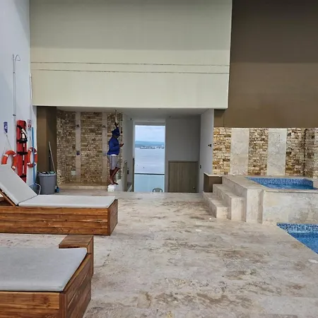 Apartamento Spacious Loft - Rooftop Pool - Lego Gift